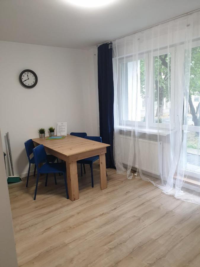 Waw Pokoje Ursynow Варшава Екстериор снимка